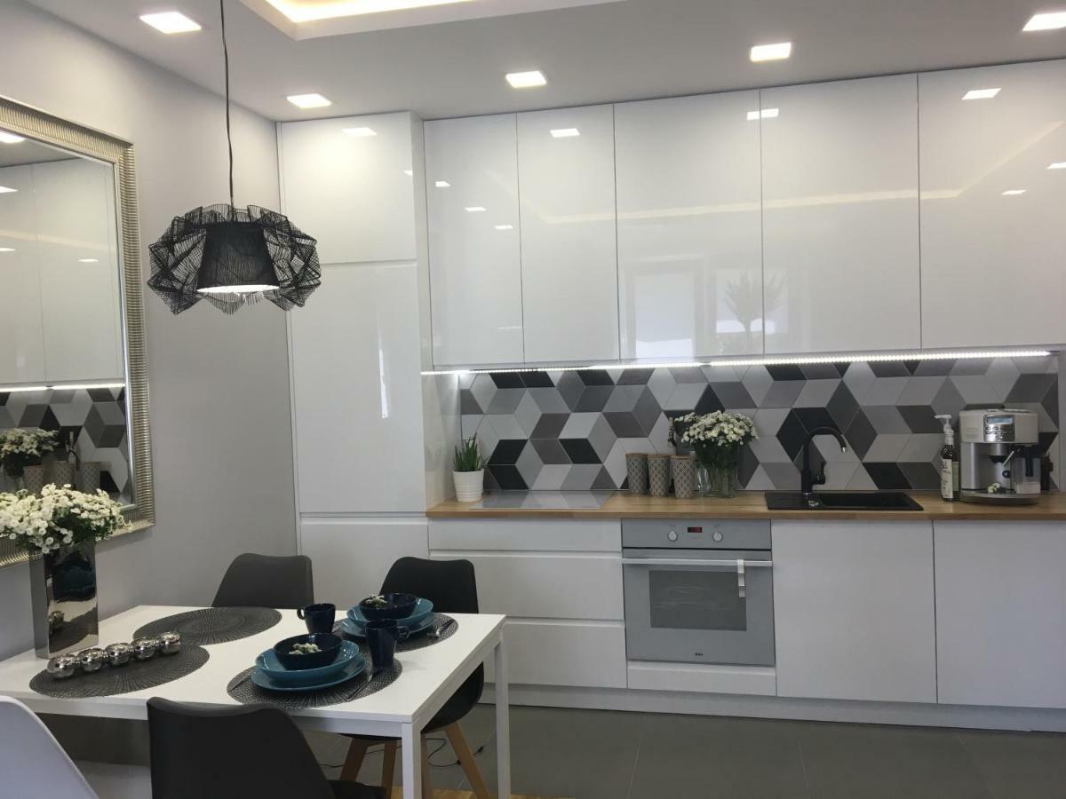 Apartament Family&Business Elegant Apartments Astronautów Centrum z Parkingiem *